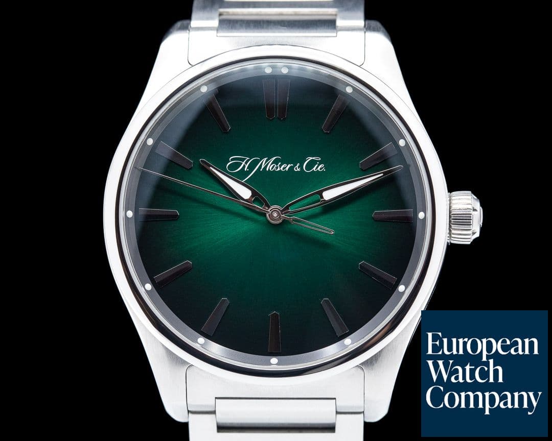Image of H. Moser and Cie. Pioneer Centre Seconds Cosmic Green Fume Dial SS/SS WOW