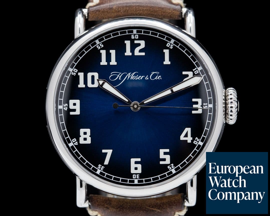 Image of H. Moser and Cie. Heritage Pilot Center Seconds Funky Blue Dial
