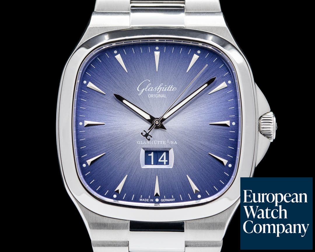 Image of Glashutte Original Senator Seventies Panorama Date SS Blue