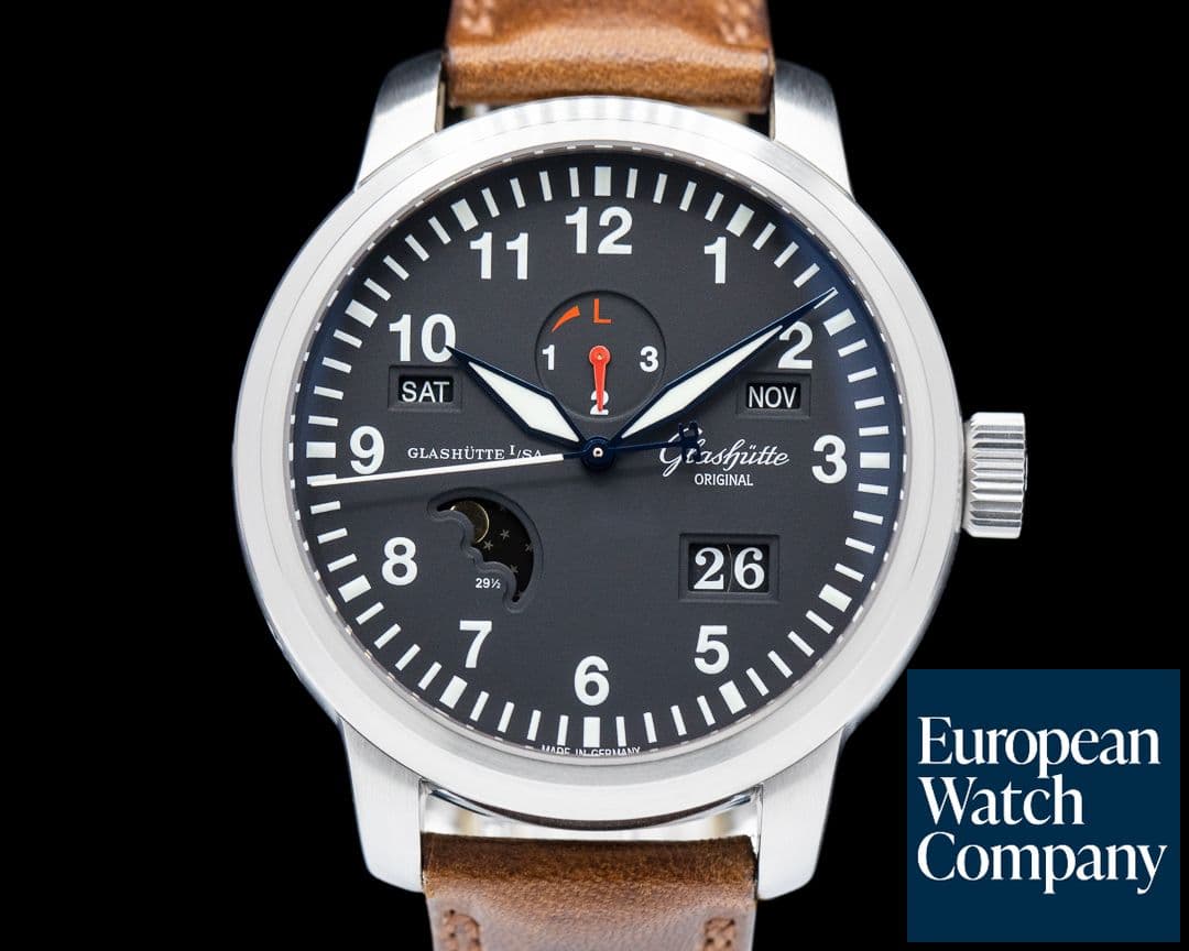 Image of Glashutte Original Navigator Perpetual Steel Black Dial