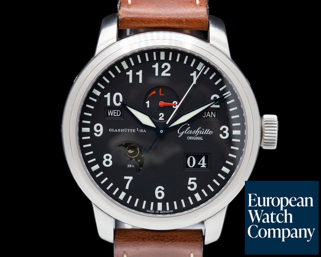 Image of Glashutte Original Navigator Perpetual Steel Black Dial