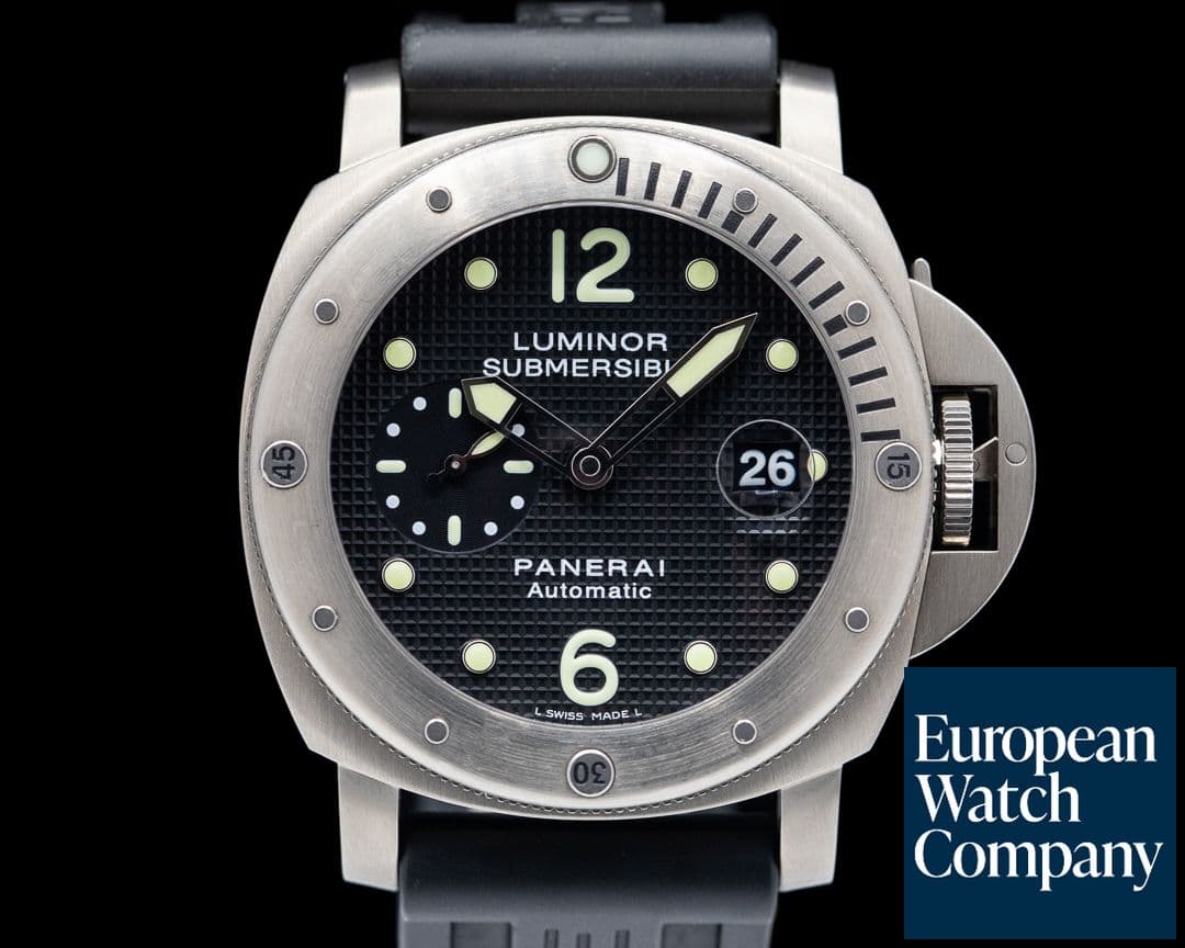Image of Panerai Luminor Submersible Titanium / Rubber