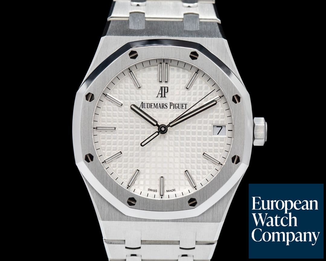 Image of Audemars Piguet Royal Oak White Dial 15500ST