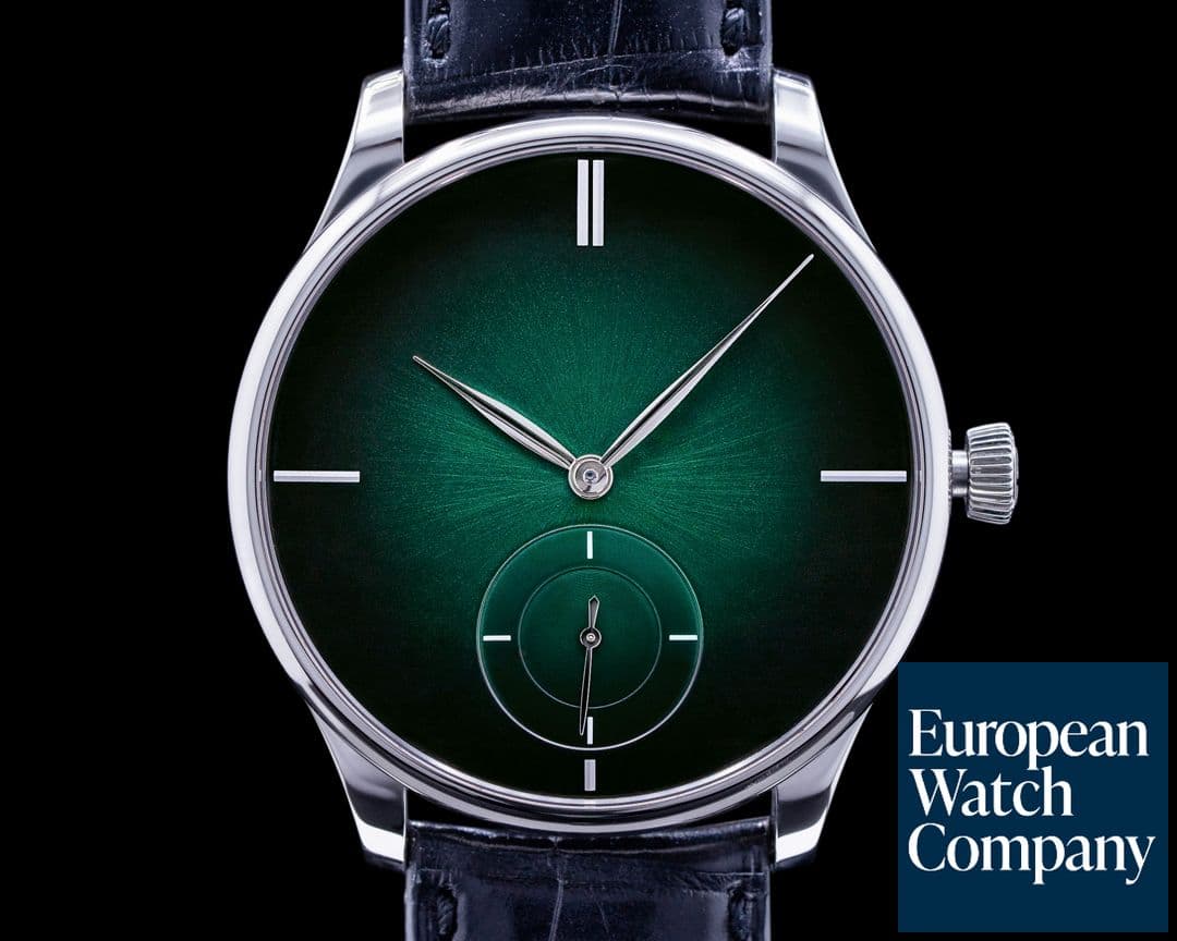 Image of H. Moser and Cie. Venturer Small Seconds XL SS Green Dial
