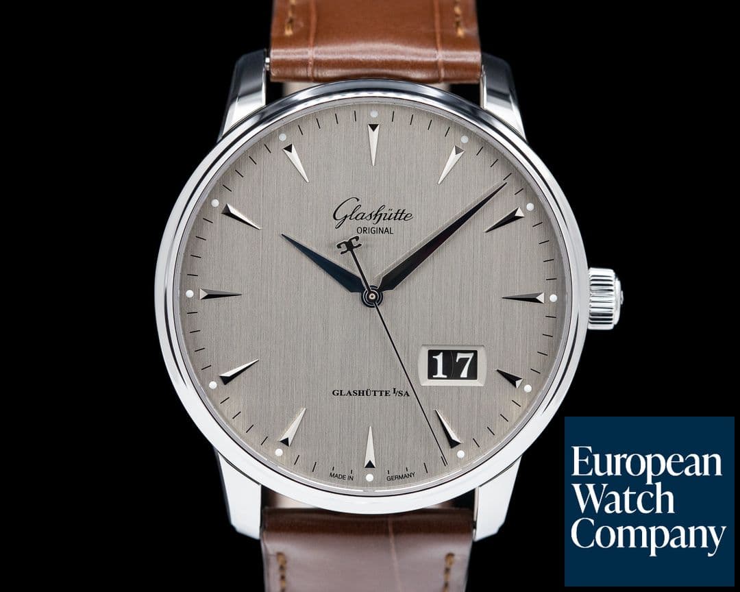 Image of Glashutte Original Senator Excellence Panorama Date SS 2022