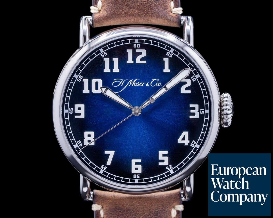 Image of H. Moser and Cie. Heritage Pilot Center Seconds Funky Blue Dial