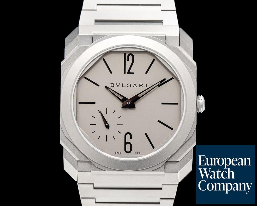 Image of Bulgari Octo Finissimo Extra Thin Grey / Black 40MM