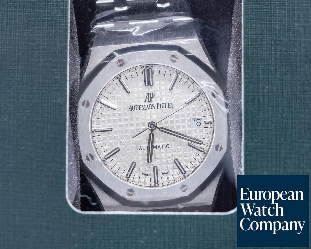 Image of Audemars Piguet Royal Oak 15450ST White Dial SS 37MM 
