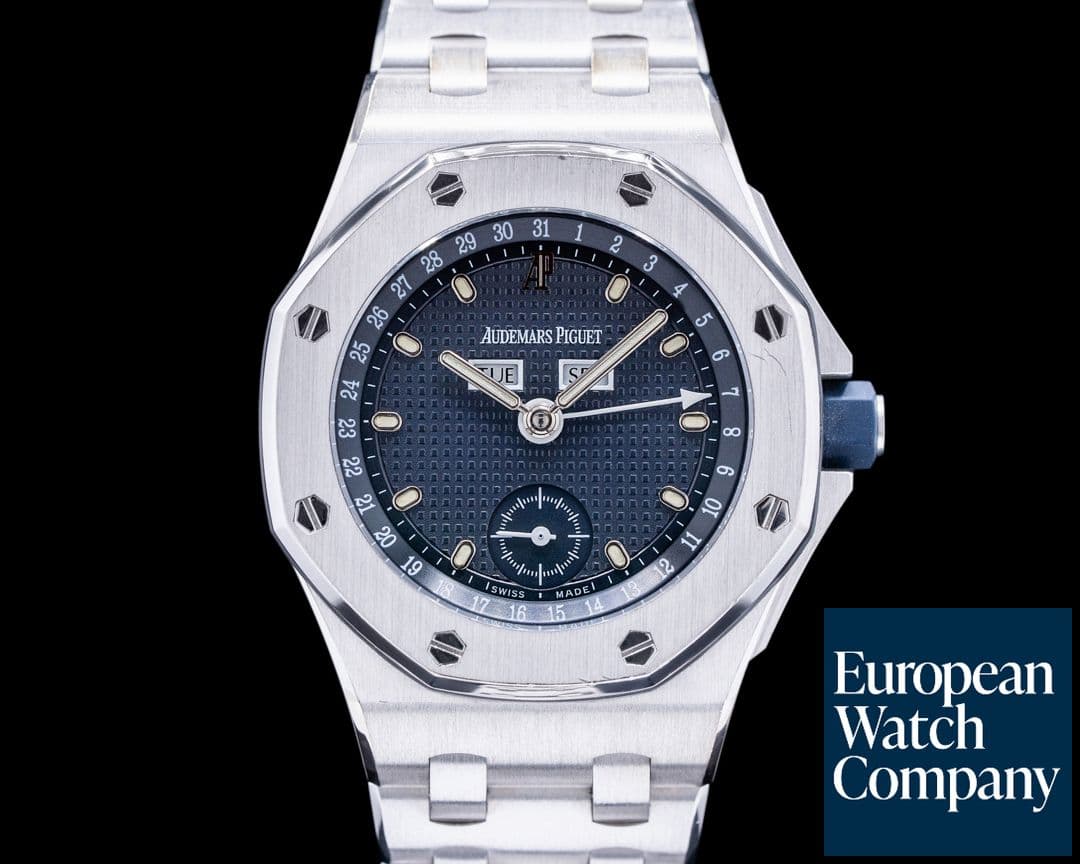 Image of Audemars Piguet Royal Oak 25807BC Offshore Triple Date 18k WG 39MM VERY RARE