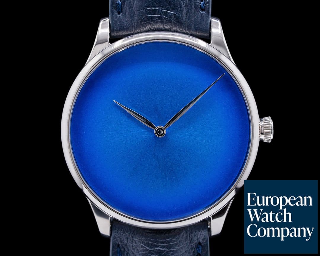 Image of H. Moser and Cie. Venturer Concept Arctic Blue Fume Dial 18k WG LIMITED 