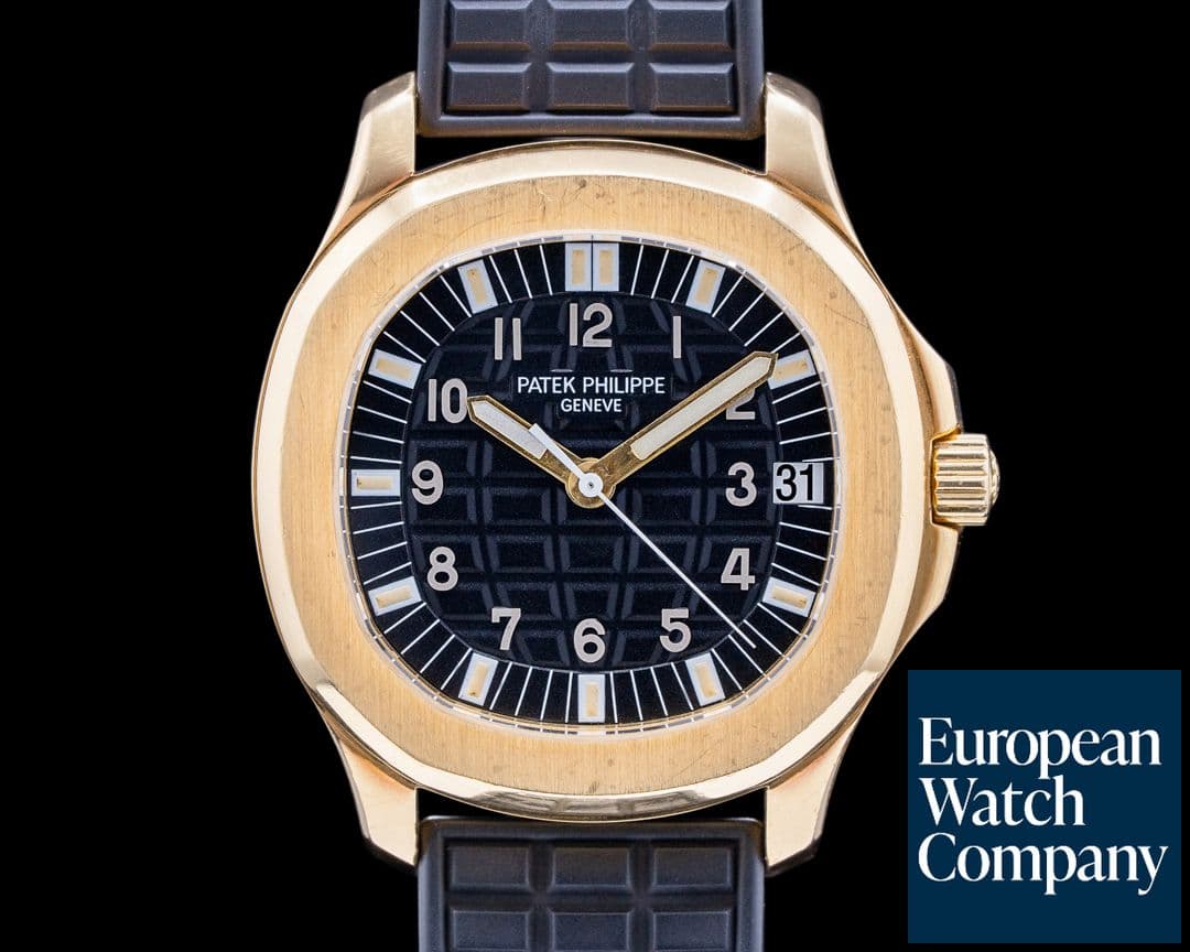 Image of Patek Philippe Large Aquanaut 5065
18k / Rubber FULL SET