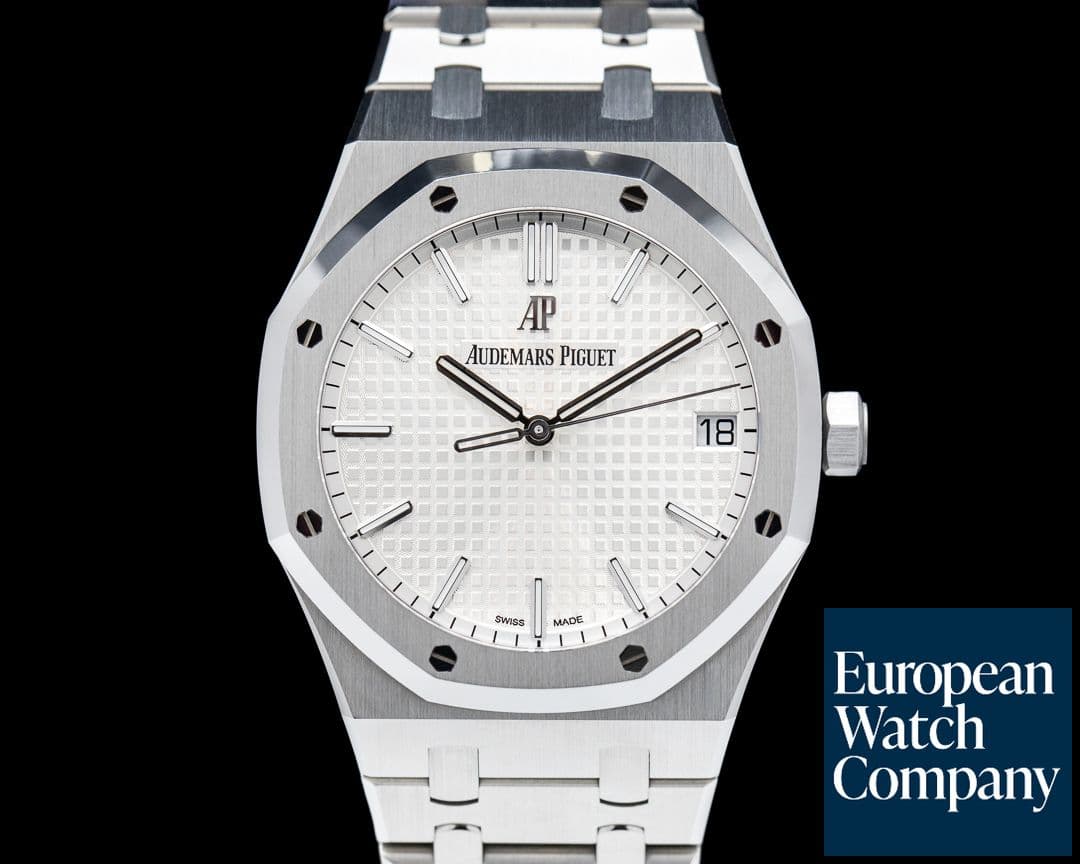 Image of Audemars Piguet Royal Oak White Dial 15500ST 