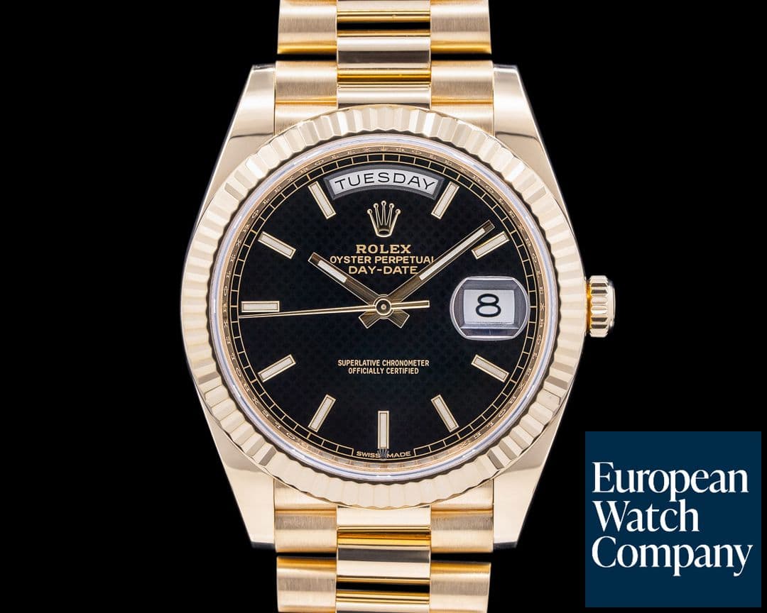 Image of Rolex Day Date Presidential Black Motif Dial / Yellow Gold 40MM 
