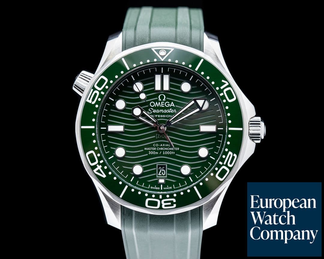 Image of Omega Seamaster Green dial Diver 300M Co-Axial Master Chronometer Ceramic