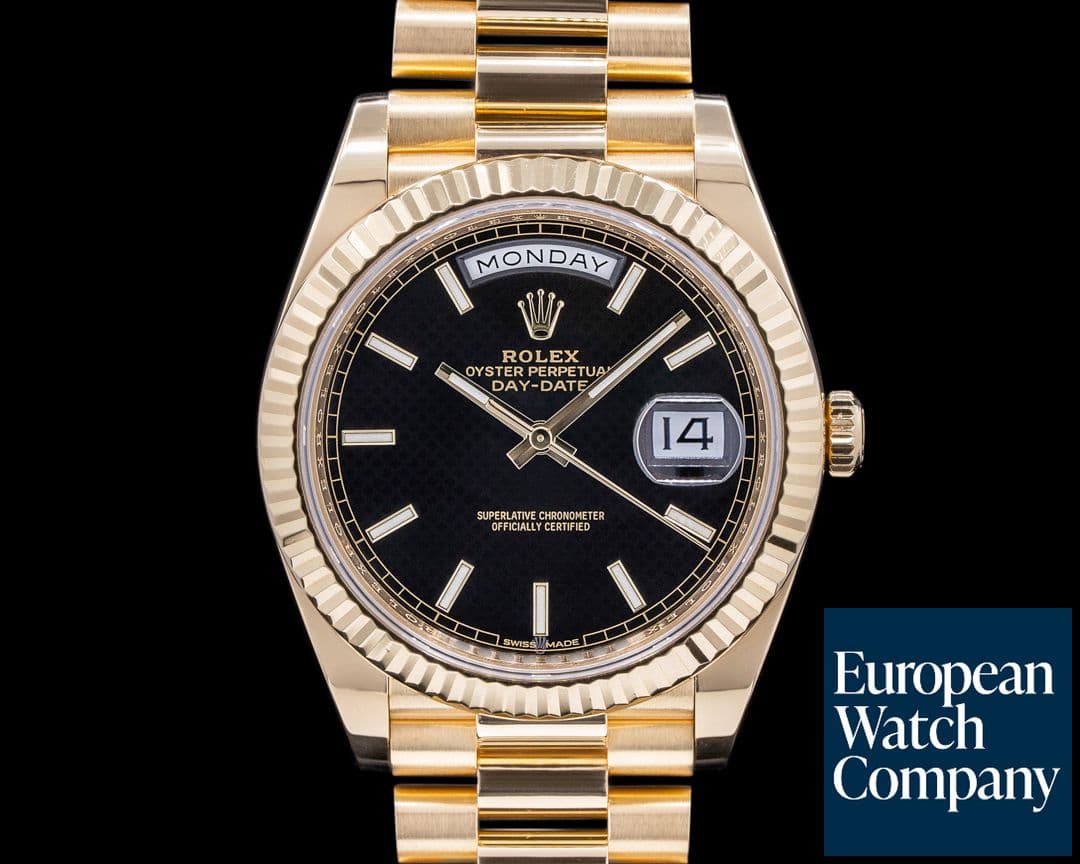 Image of Rolex Day Date Presidential Black Motif Dial / Yellow Gold 40MM 