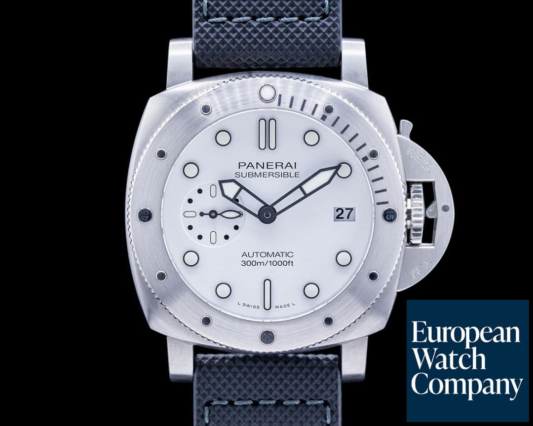Image of Panerai Luminor Submersible Stainless Steel 42mm White Dial