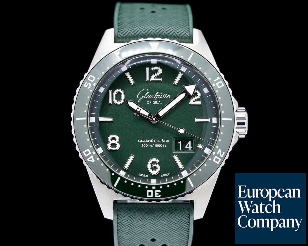 Image of Glashutte Original SeaQ Panorama Date Green Dial SS