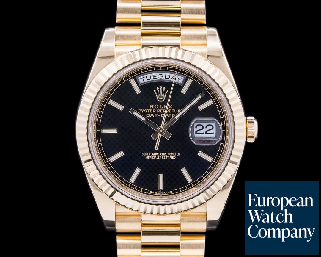 Image of Rolex Day Date Presidential Black Motif Dial / Yellow Gold 40MM 
