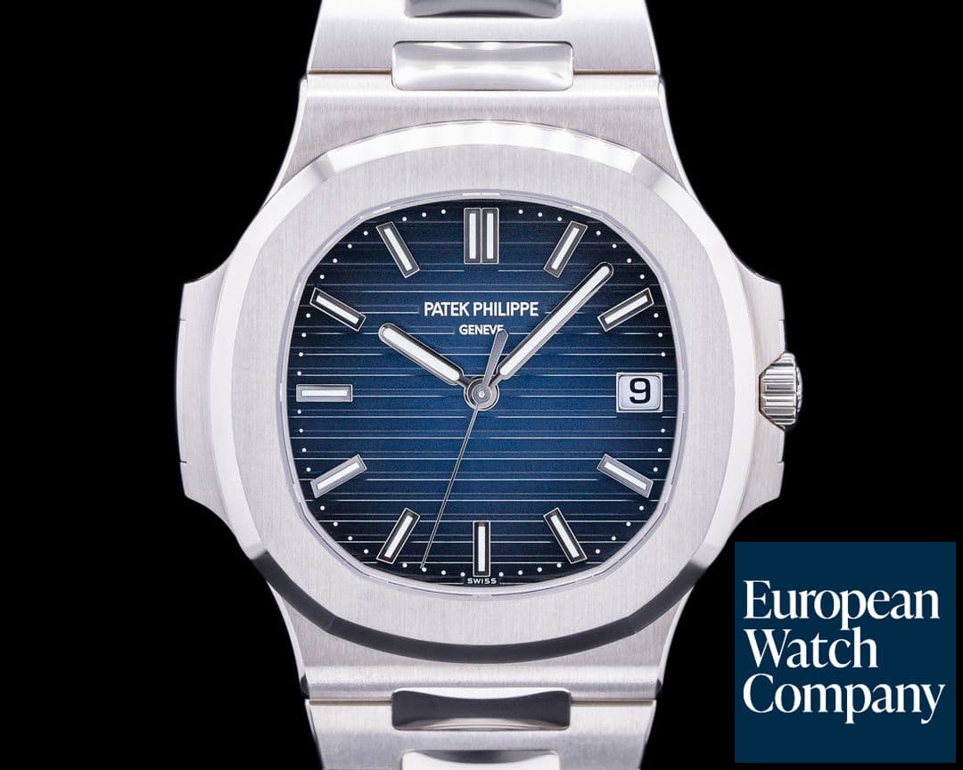 Image of Patek Philippe Jumbo Nautilus 5811/1G Blue Dial White Gold