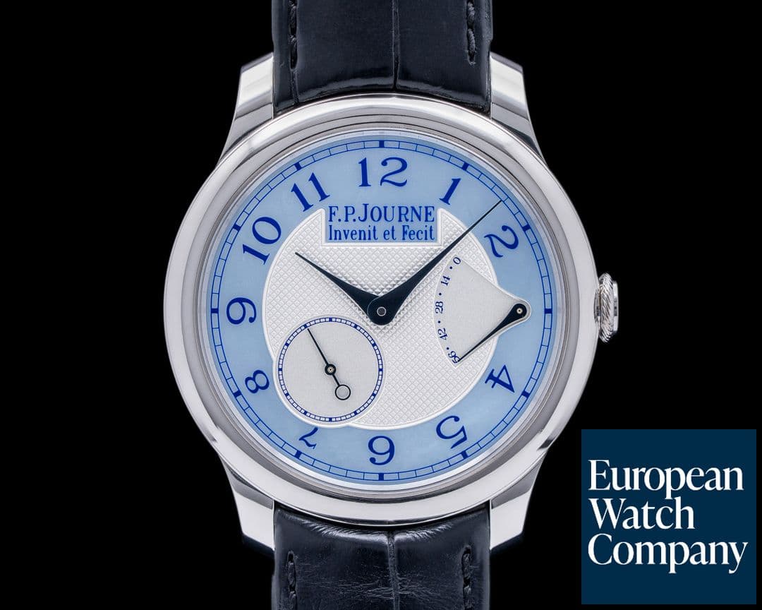 Image of F. P. Journe Chronometre Souverain Nacre Platinum 40MM MOP Dial