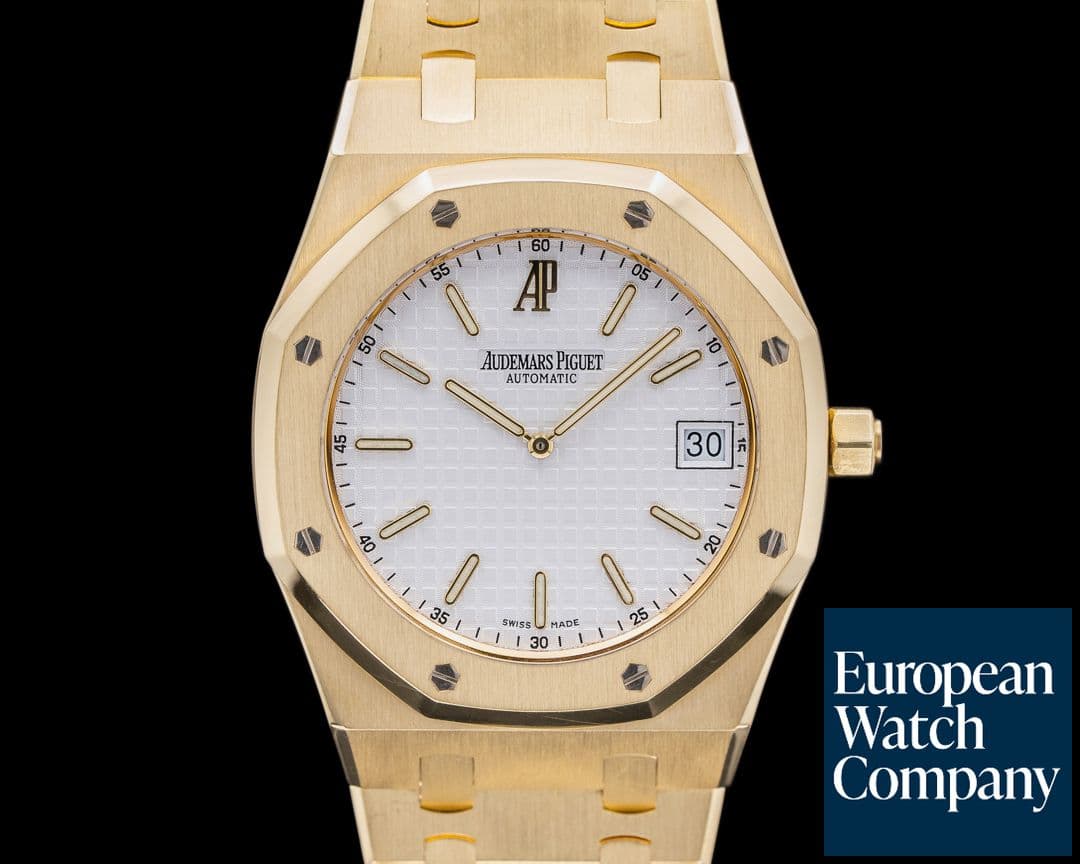 Image of Audemars Piguet Royal Oak Jumbo 15202BA 18k Yellow Gold FULL SET