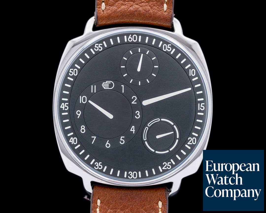 Image of Ressence Type 1 Squared V2 black Dial 2023