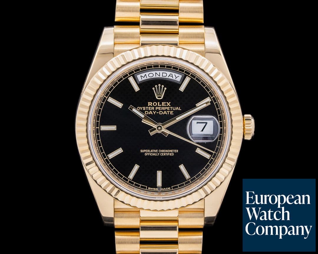 Image of Rolex Day Date Presidential Black Motif Dial / Yellow Gold 40MM 