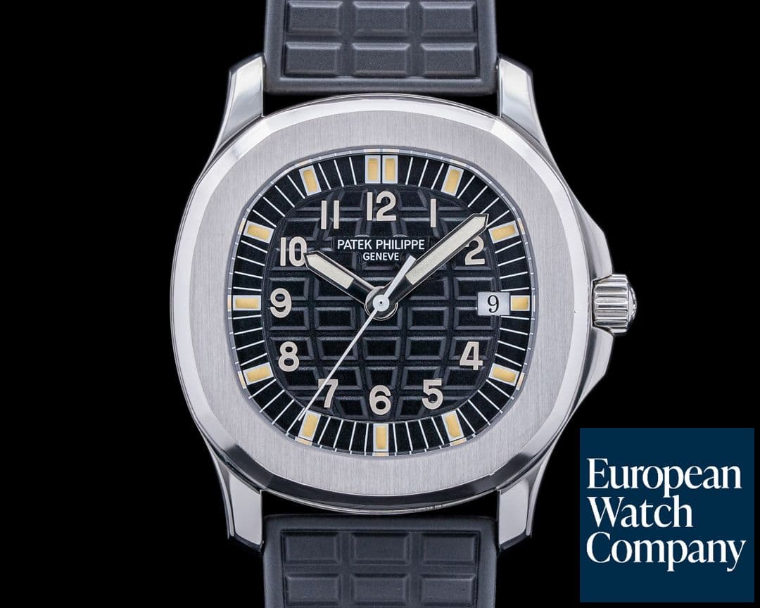 Image of Patek Philippe Aquanaut 5064A Mid Size Quartz SS / Rubber