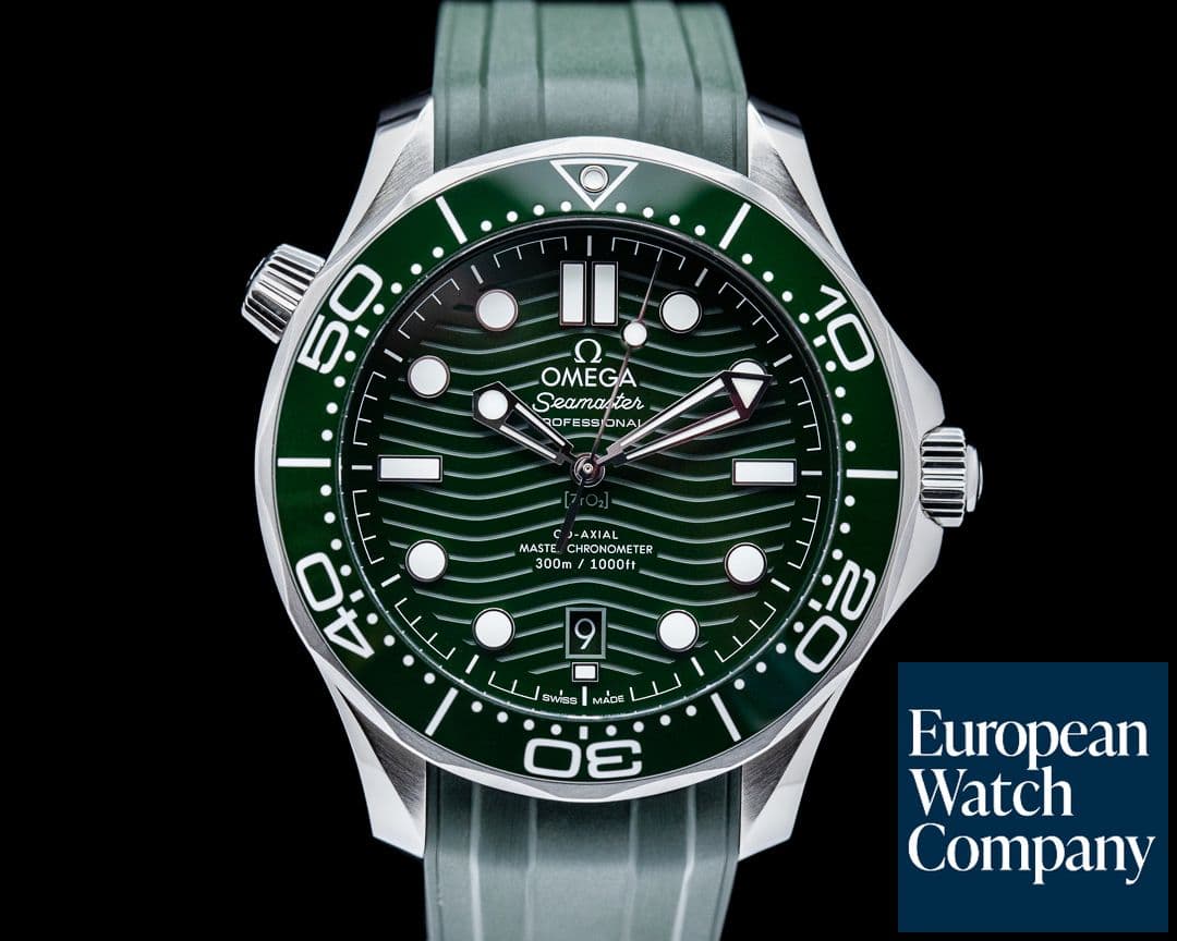 Image of Omega Seamaster Green dial Diver 300M Co-Axial Master Chronometer Ceramic