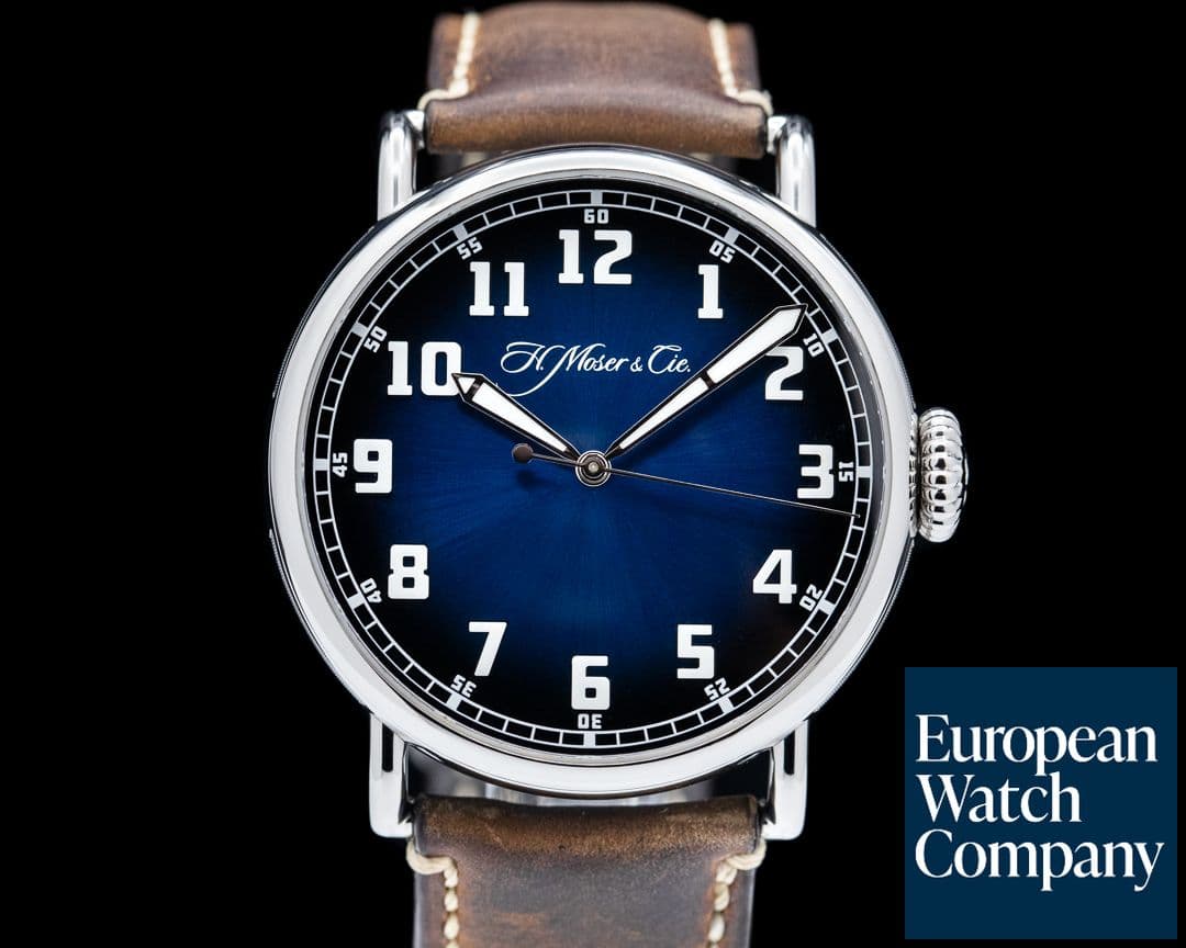 Image of H. Moser and Cie. Heritage Pilot Center Seconds Funky Blue Dial