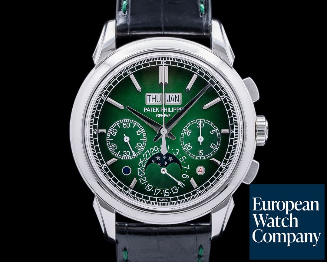 Image of Patek Philippe 5270P Perpetual Calendar Chronograph Platinum GREEN UNWORN