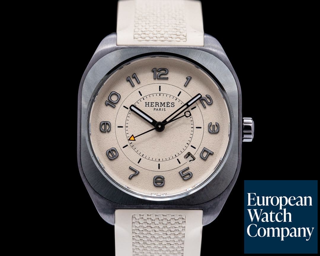 Image of Hermes Hermes H08 Limited for HODINKEE Titanium / Ceramic
