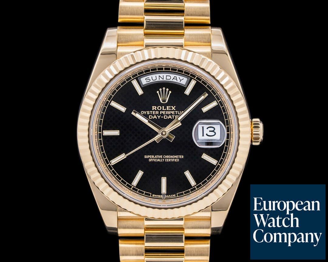 Image of Rolex Day Date Presidential Black Motif Dial / Yellow Gold 40MM 