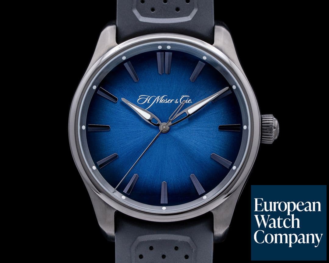 Image of H. Moser and Cie. Pioneer Center Seconds SS Funky Blue Fume