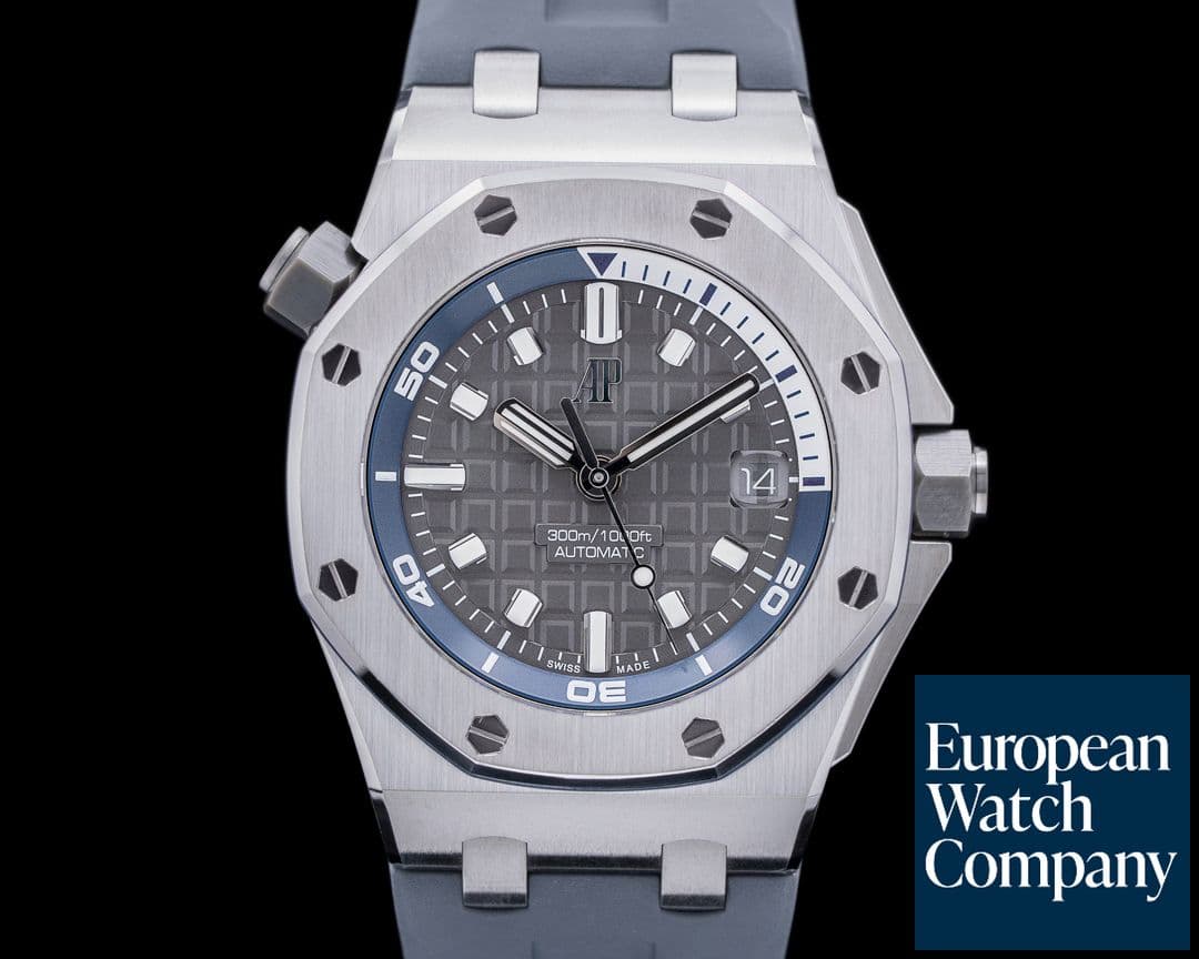 Image of Audemars Piguet Royal Oak Offshore 15720ST Diver Grey Dial
