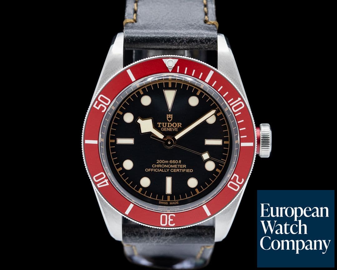 Image of Tudor Tudor Heritage Black Bay Red SS / Leather 