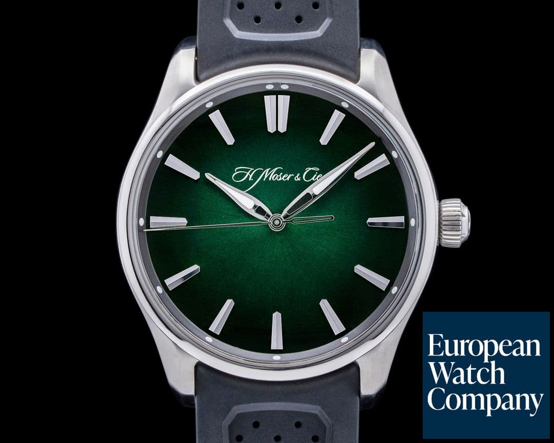 Image of H. Moser and Cie. Pioneer Centre Seconds Cosmic Green Fume Dial
