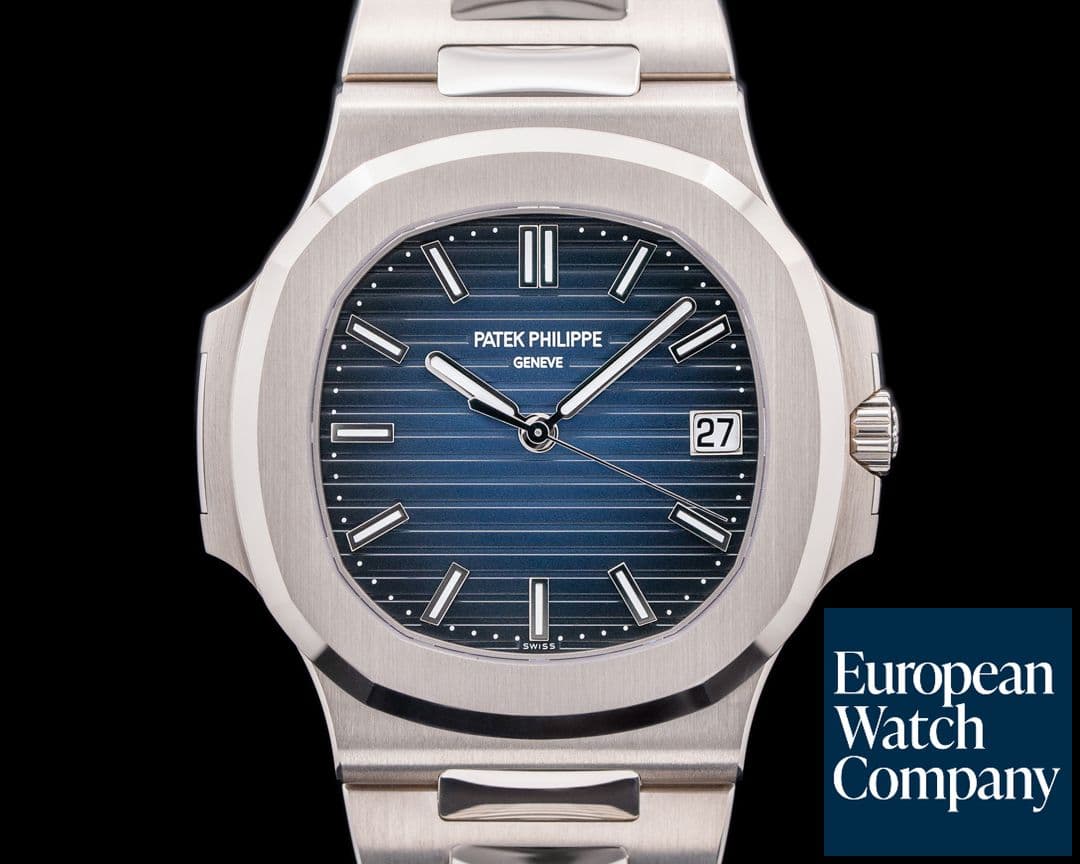 Image of Patek Philippe Jumbo Nautilus 5811/1G Blue Dial White Gold