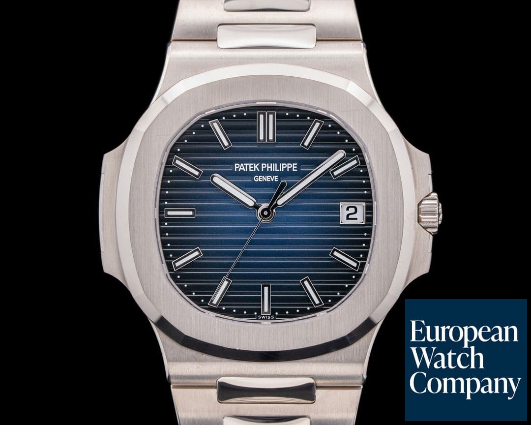 Image of Patek Philippe Jumbo Nautilus 5811/1G Blue Dial White Gold 