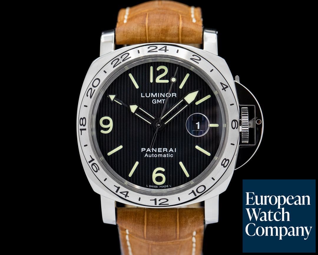 Image of Panerai Luminor GMT Tuxedo Dial SS 
