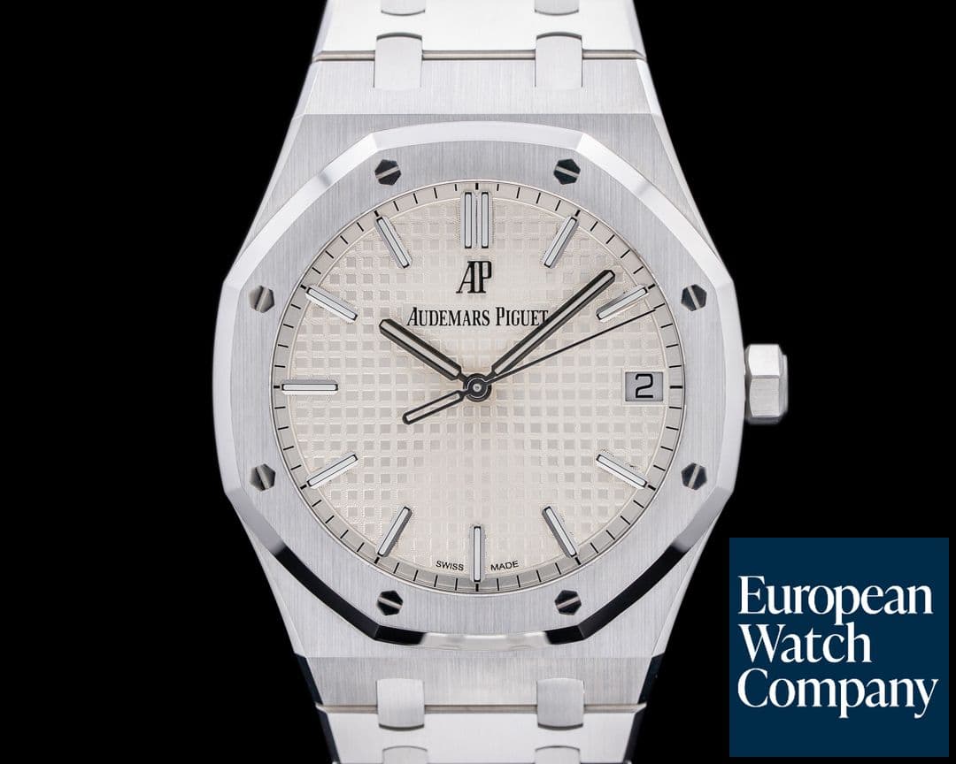 Image of Audemars Piguet Royal Oak White Dial 15500ST 