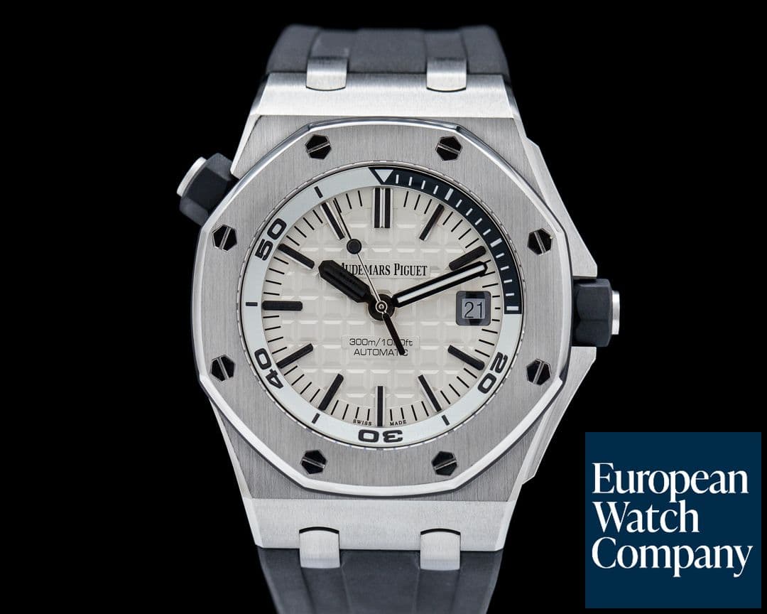 Image of Audemars Piguet Royal Oak 15710ST Offshore Diver White/ Rubber 