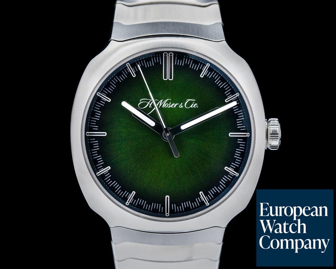 Image of H. Moser and Cie. Moser Streamliner Centre Seconds Green Dial