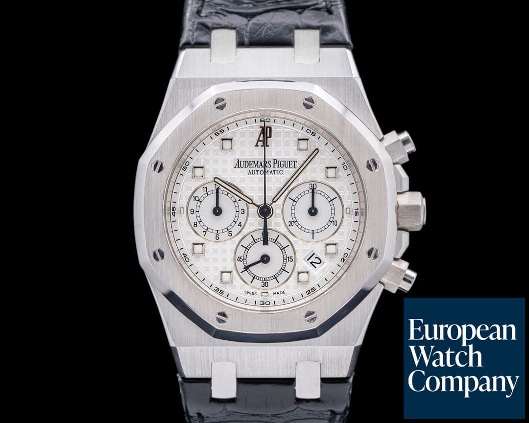 Image of Audemars Piguet Royal Oak 26022BC Chronograph 18K White Gold / Alligator