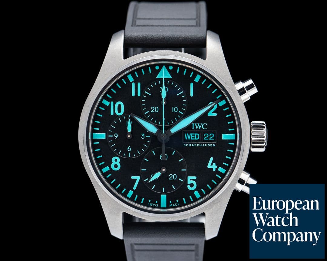 Image of IWC Pilots Watch Chronograph "Mercedes-AMG Petronas Formula One Team"