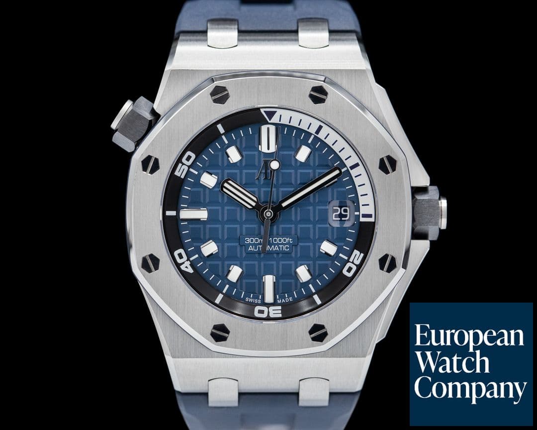 Image of Audemars Piguet Royal Oak Offshore 15720ST Diver Blue Dial