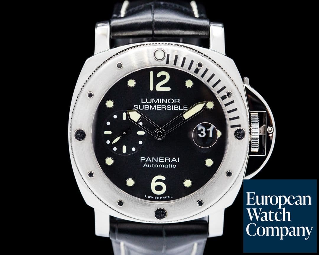 Image of Panerai Luminor Submersible SS Black Dial 44MM