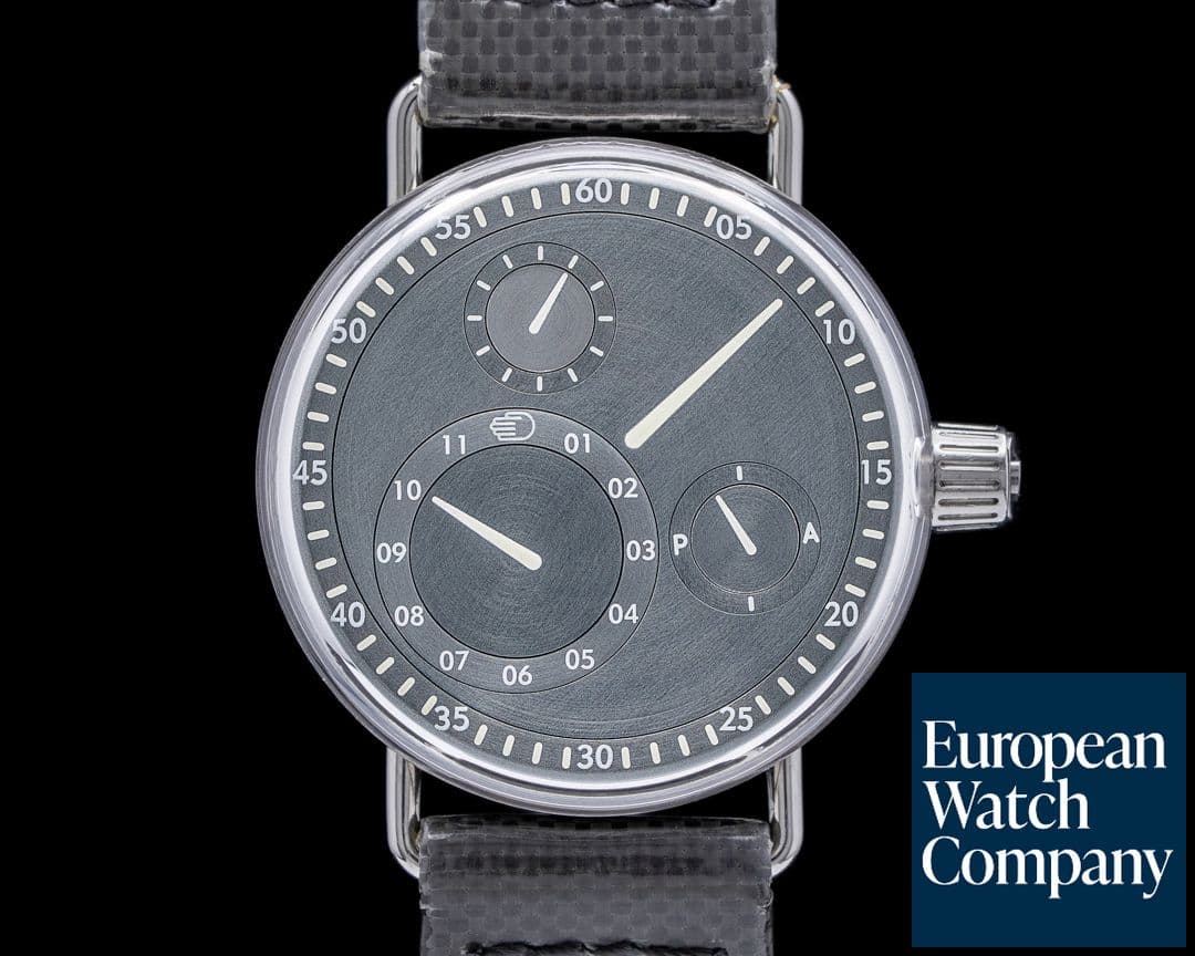 Image of Ressence Type 1004 ZEROSERIES Aluminum Dial