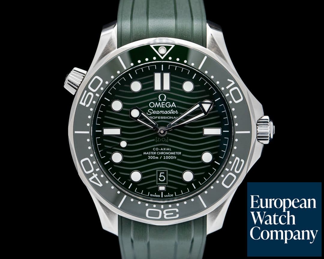 Image of Omega Seamaster Diver 300M Co-Axial Master Chronometer SS / SS Green Dial