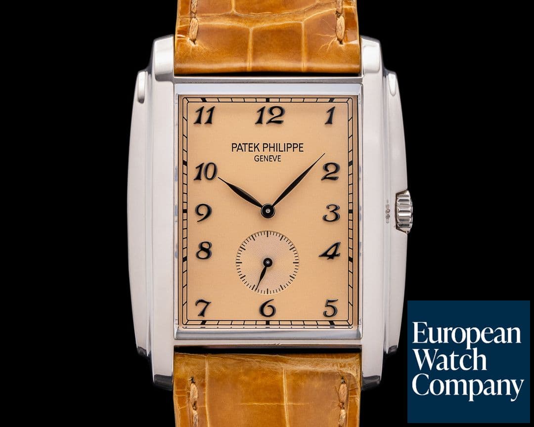 Image of Patek Philippe Gondolo 5124G 18K White Gold Manual Wind